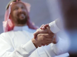 صياغة وكتابة العقود في السعودية | دليل قانوني شامل 2026